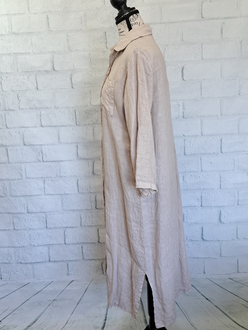 Italian Linen Dress - Picture 3 of 9